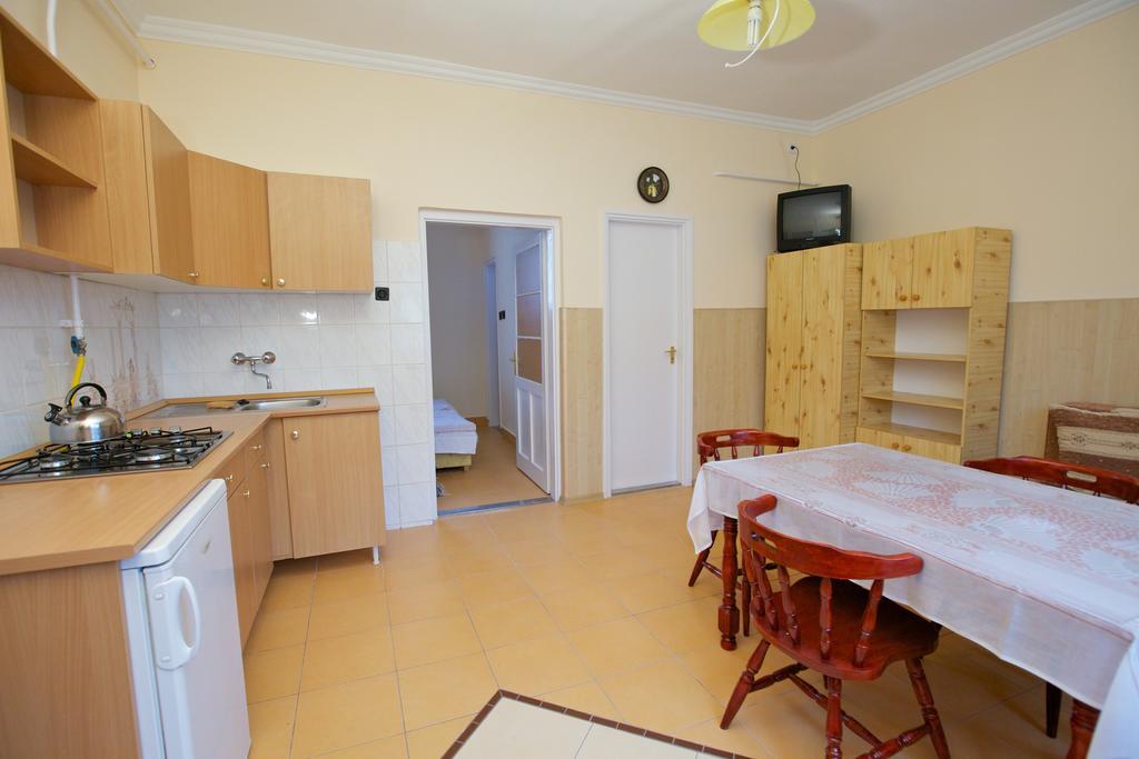 Ferenczi Apartament Hotel Hajdúszoboszló Kamer foto